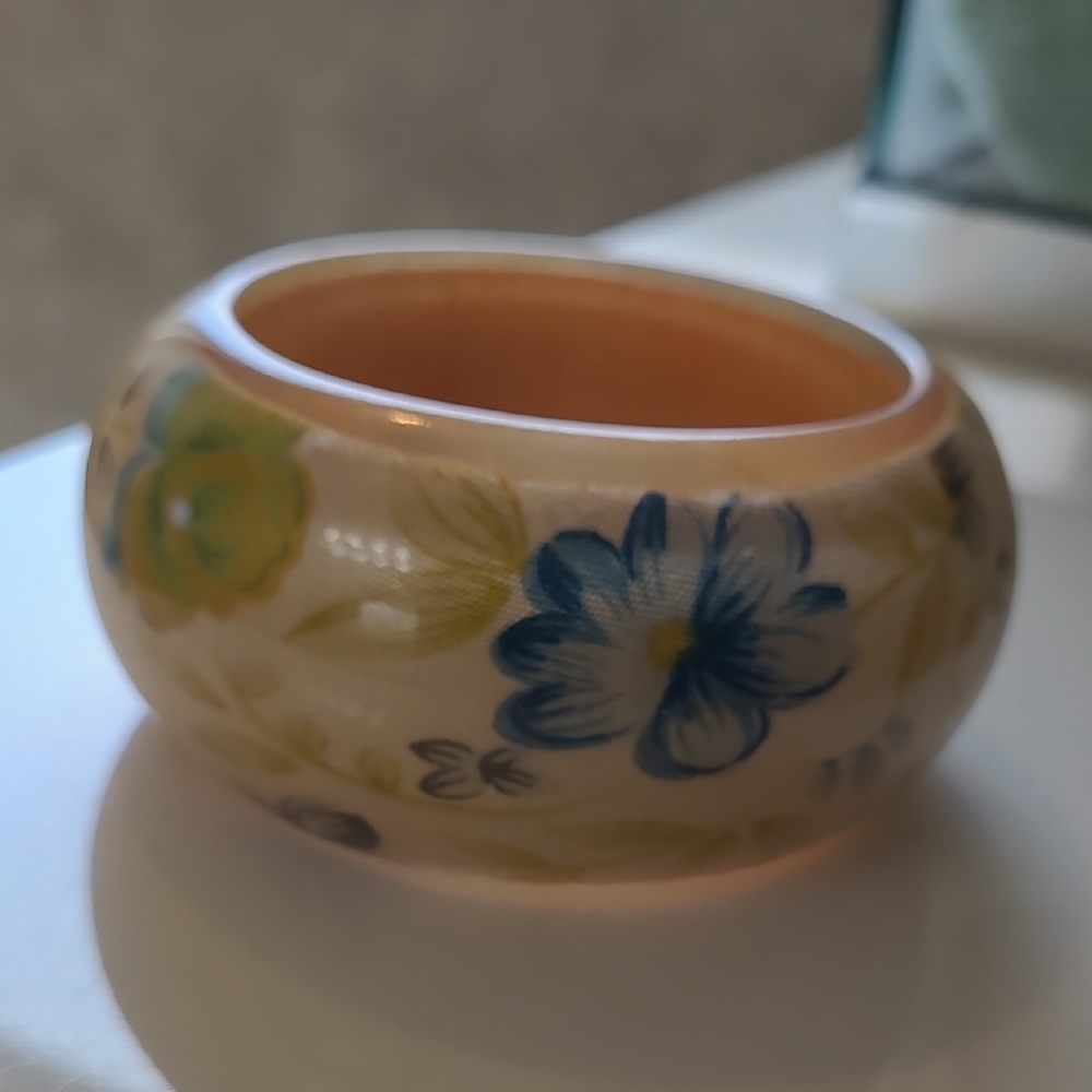 Vintage Floral Bangle Bracelet with Blue and Yellow Flowers - Picture 6 of 10